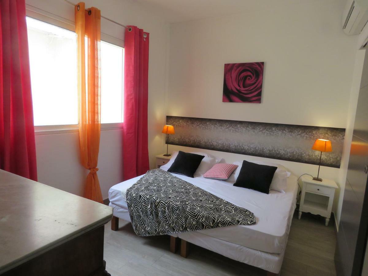 Arome Marin Apartman Le Marin Kültér fotó